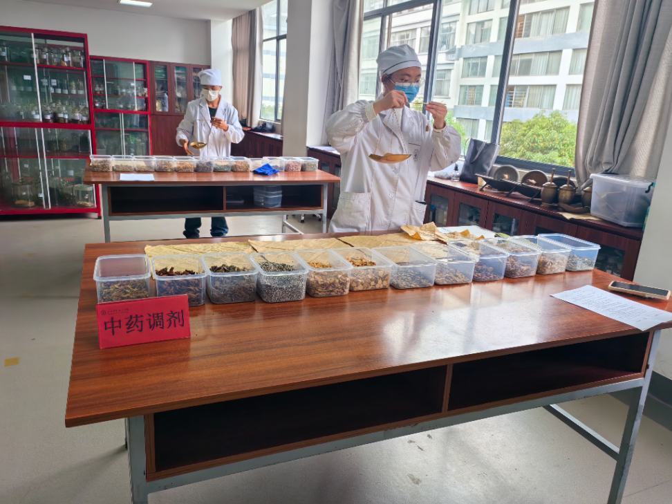 1758240252299085248.jpeg 中药调剂.jpeg