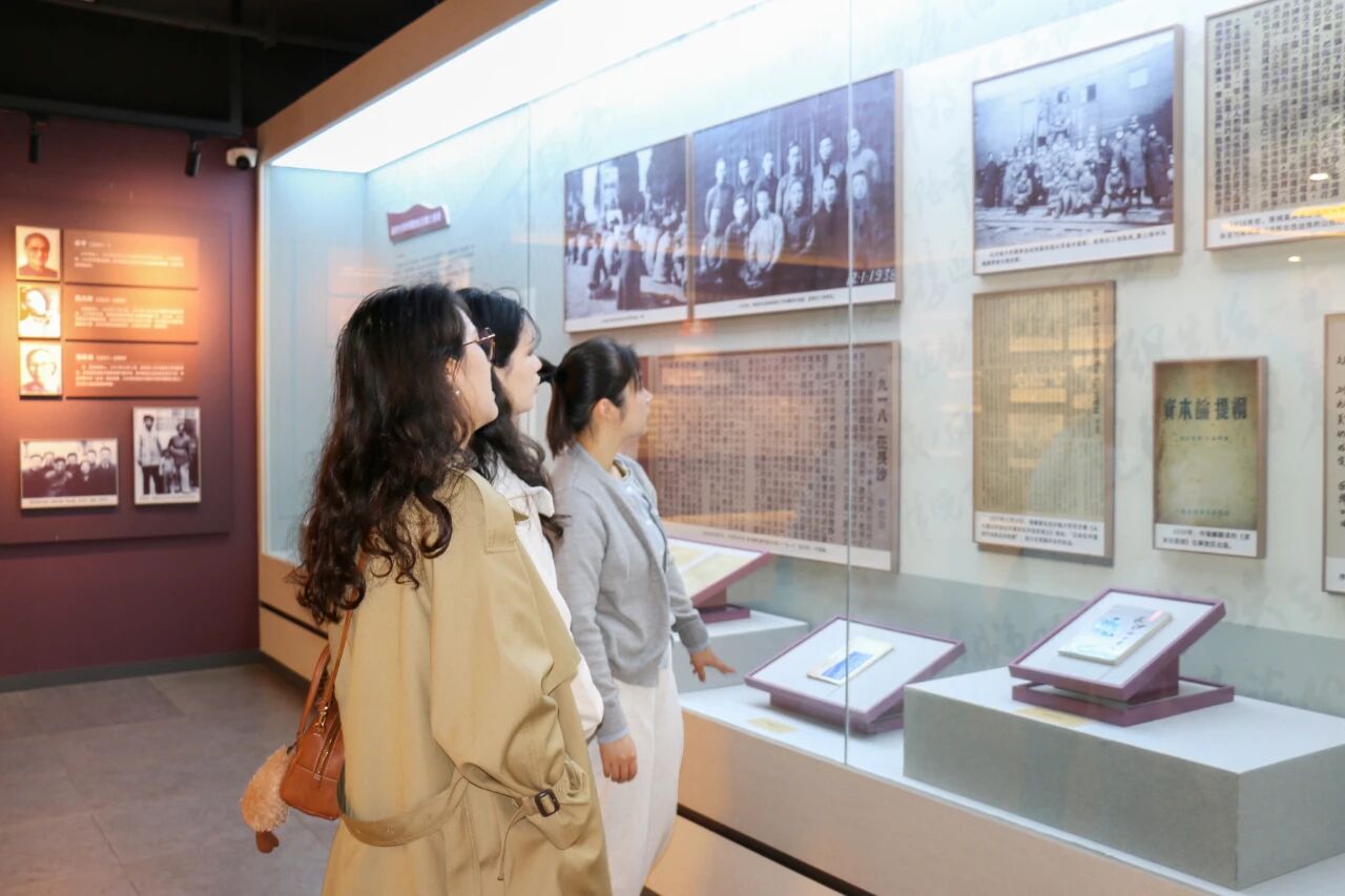 1762853561728031577.jpg cb2ceed484bad2b213a66380201a044f.jpg